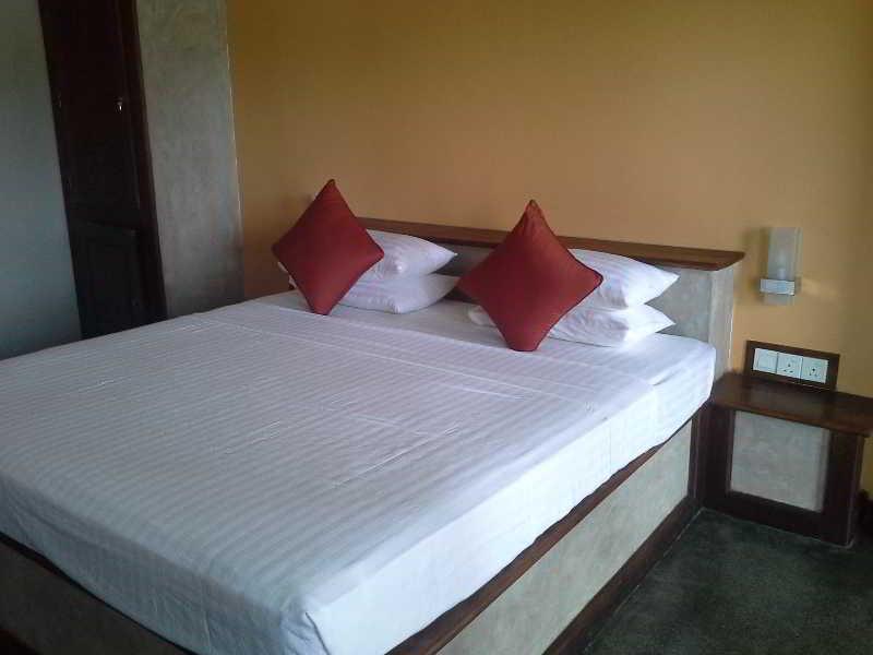 Elephas Resort Sigiriya Luaran gambar