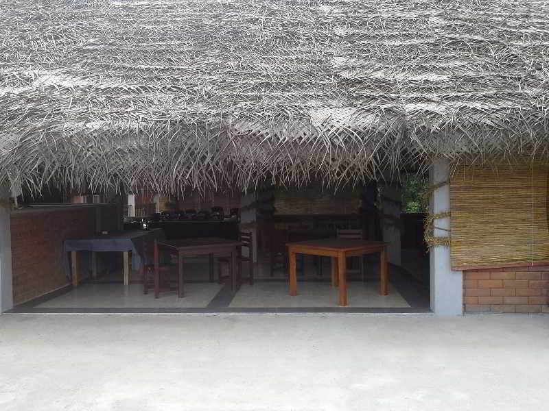 Elephas Resort Sigiriya Luaran gambar